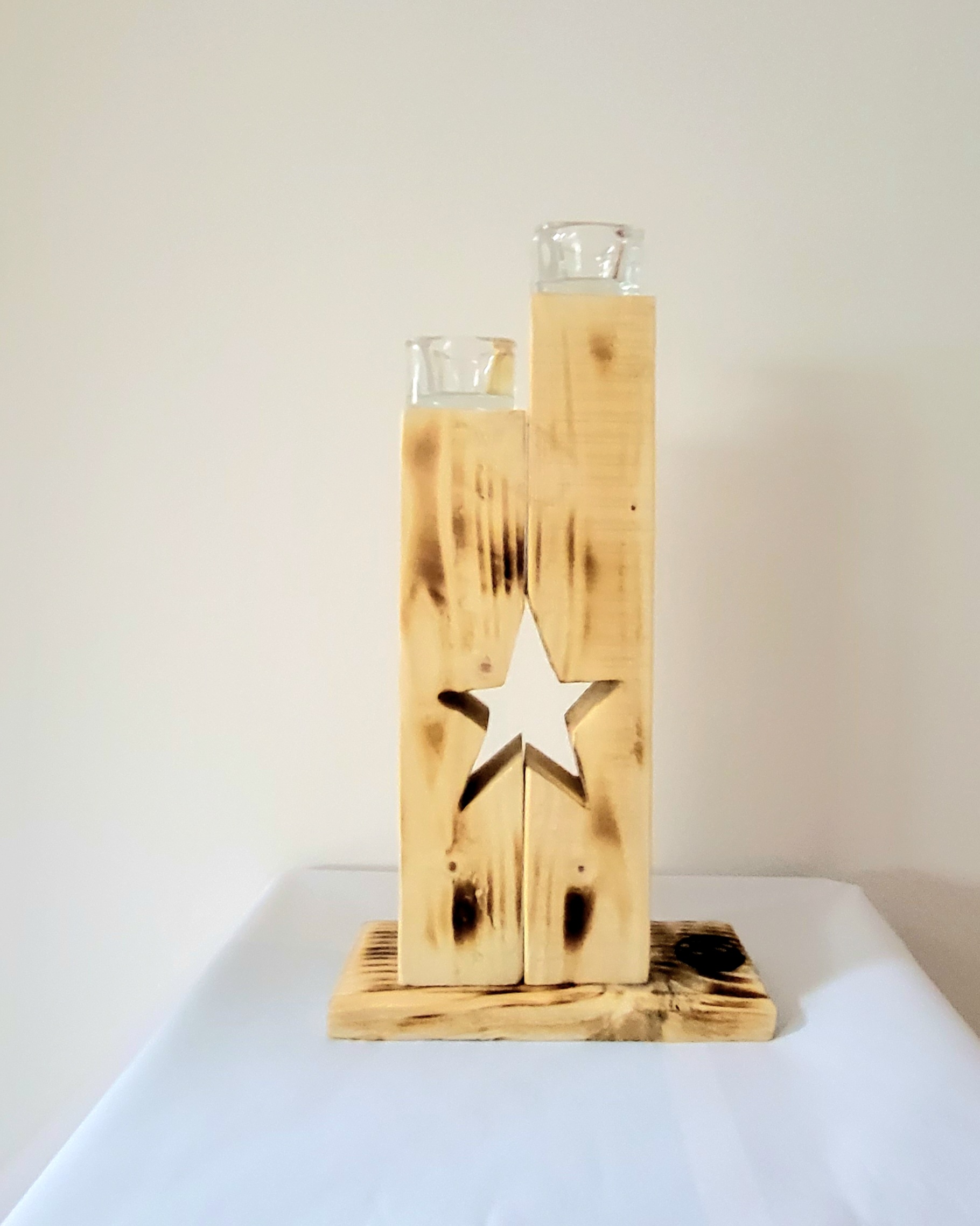 Teelichthalter aus Holz