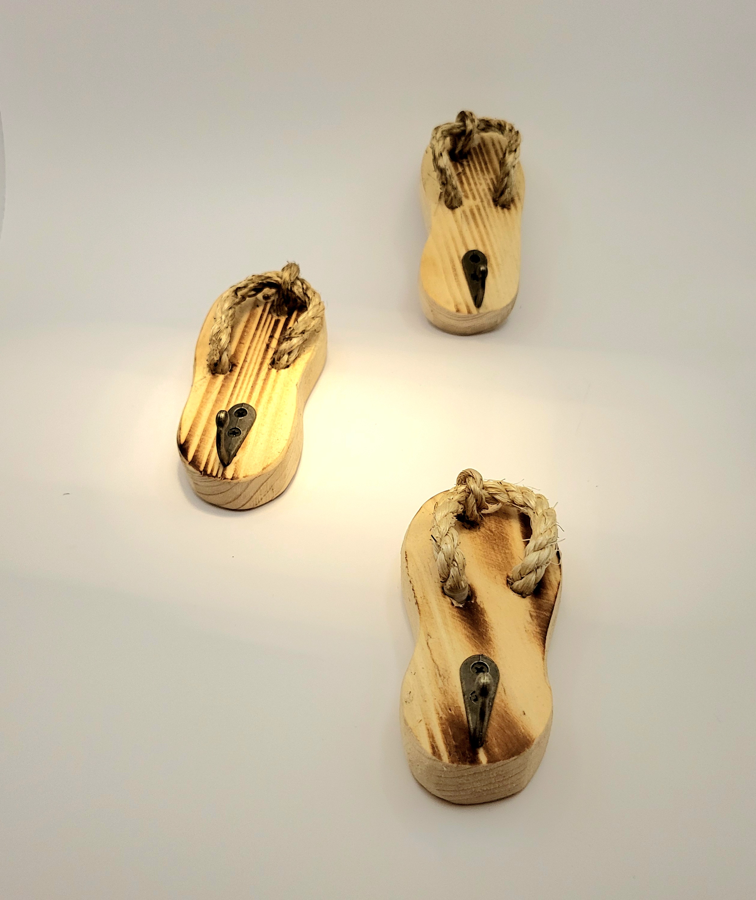 Flipp-Flops aus Holz geflammt – Bild 3