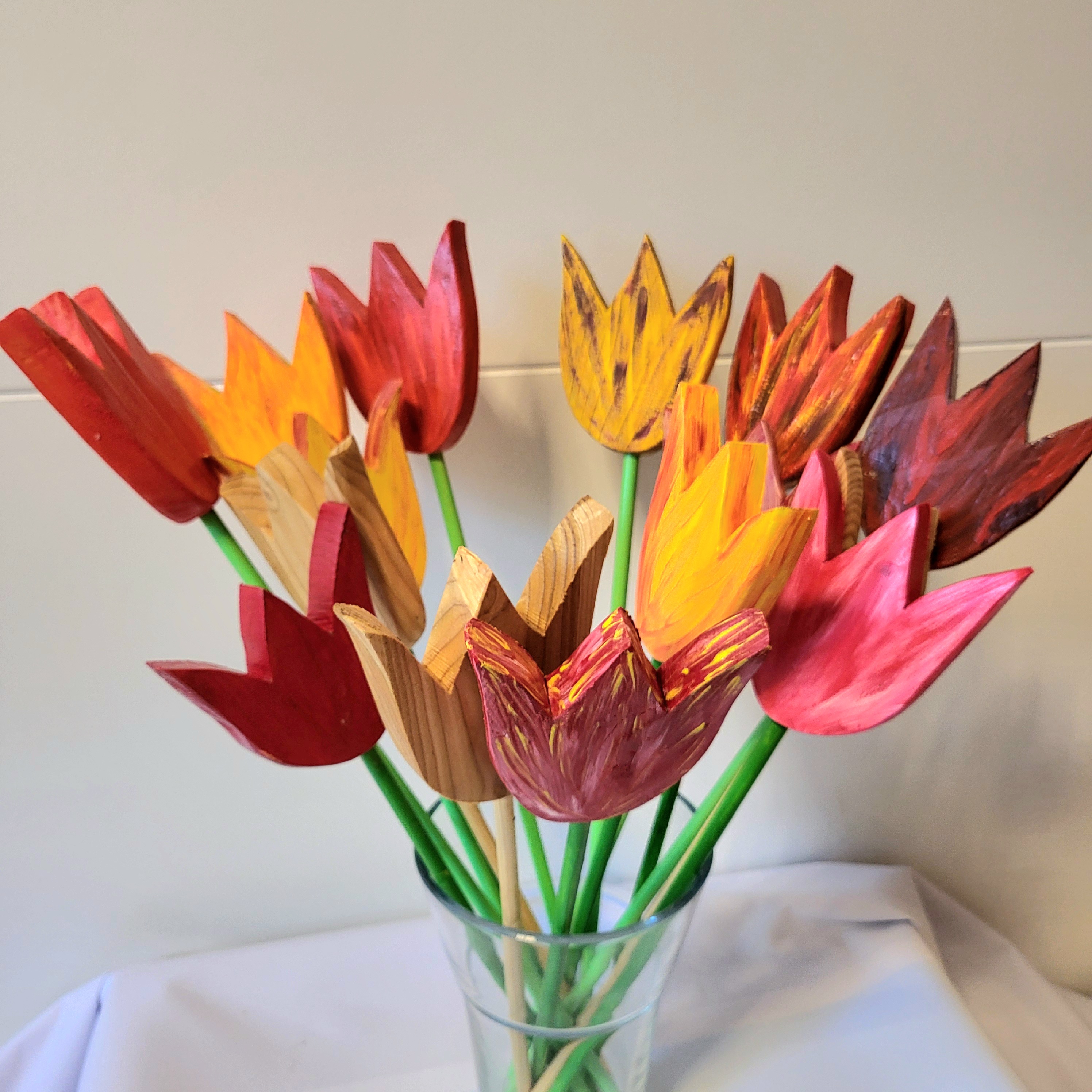 Tulpen aus Holz – Bild 3
