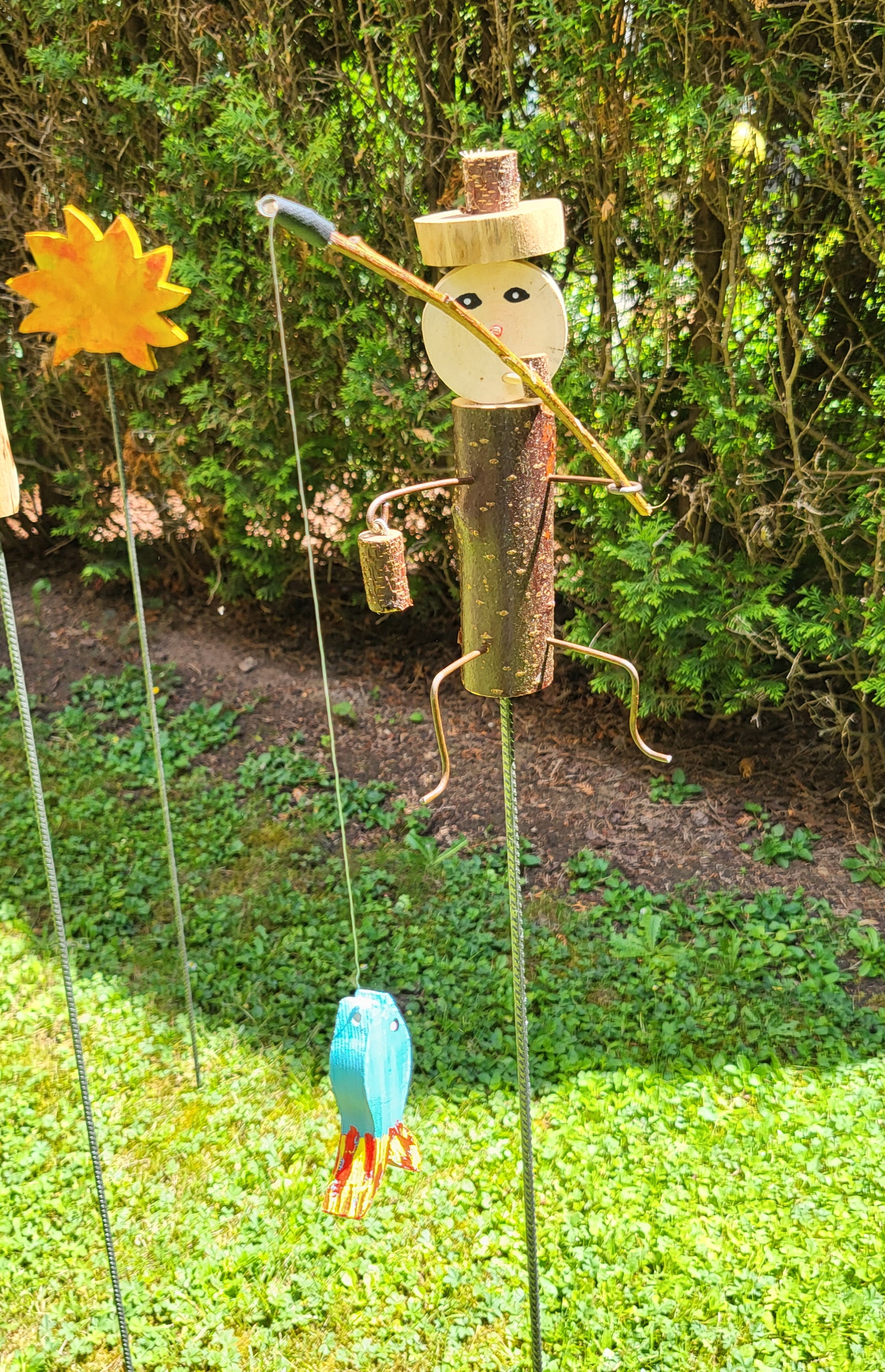 Angler als Gartenstecker – Bild 2