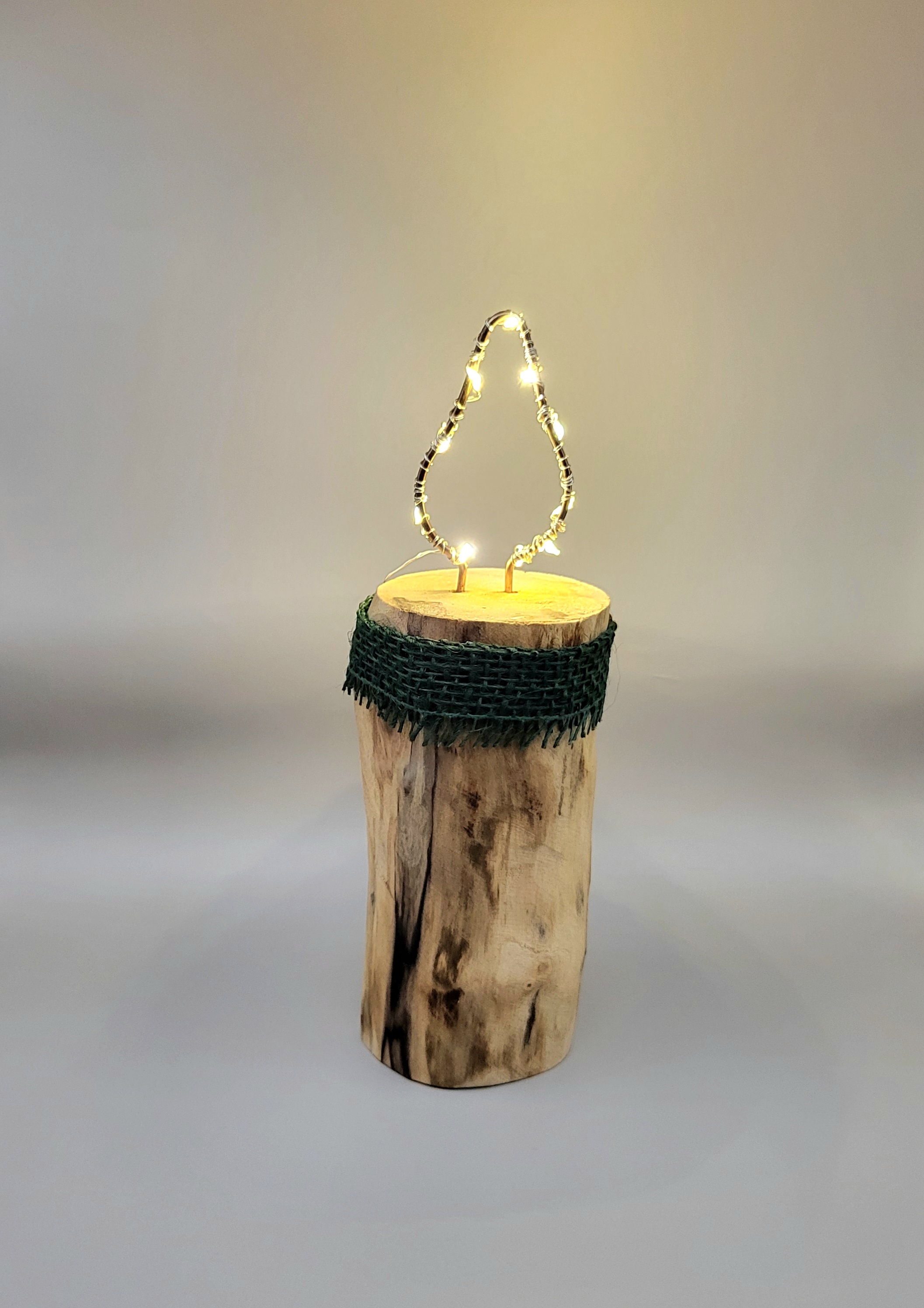 Kerze aus Holz mit Beleuchtung – Bild 6