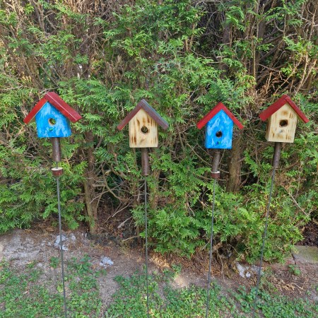 Holzdeko Vogelhäuschen als Gartenstecker